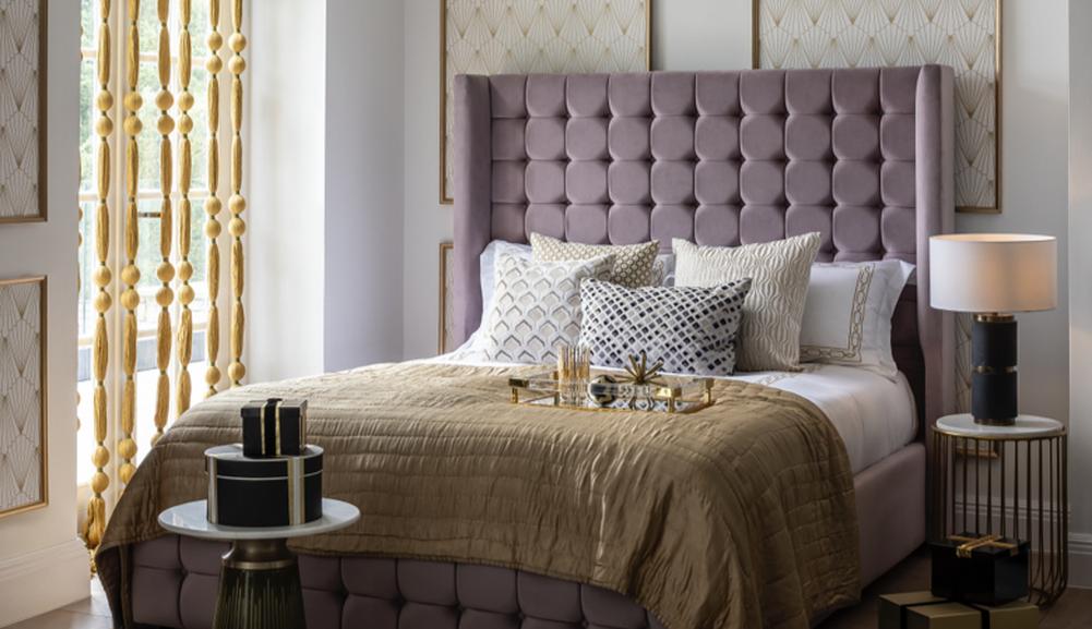 12951_ORGANIC ARTICLE_Christmas 25 Hollywood Noel_snippet